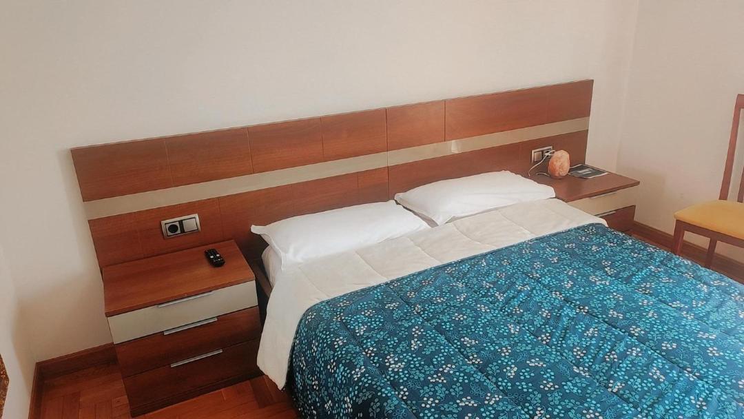 Habitacion Renfe Памплона Екстер'єр фото
